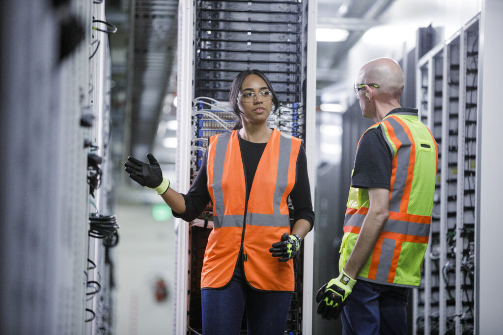 MDC23_DatacenterServiceTech_018